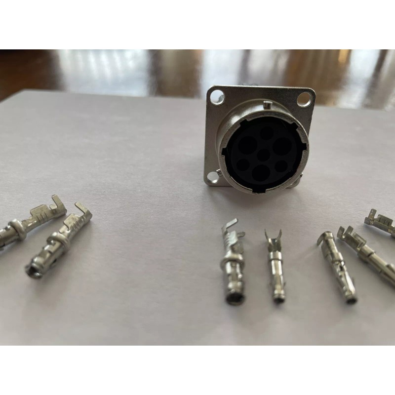 Bobcat 7 Pin Machine Side Connector for Bobcat Skid Steer