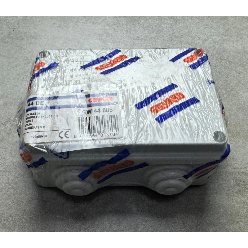 GEWISS GW44005 Junction Box With Plain Screwed LID - IP55