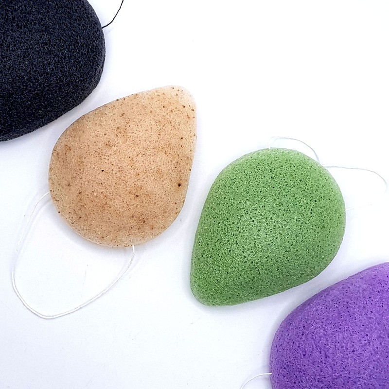 Konjac Organic Exfoliating Sponge by Breaking Nut Shells for the