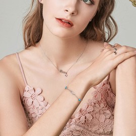 Qings Tanzanite Topaz December Birthstone Bracelet for Women 925 Sterling Silver Infinity Love Bracelets with 2 Light Blue Heart Cubic Zirconia Charms Christmas Birthday Birthstone Jewellery Gift