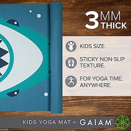 Gaiam Esterilla de yoga para niños con impresiones divertidas, tiempo de juego para bebés, niños pequeños activos y tranquilos (60 pulgadas de largo x