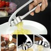 Garlic Press Made of Stainless Steel, Dishwasher Safe, Practical Garlic
