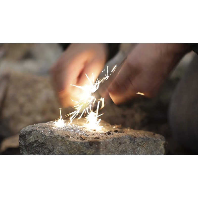 SE Waterproof Magnesium Firestarter Kit - Compact 2-in-1 Fire Starter