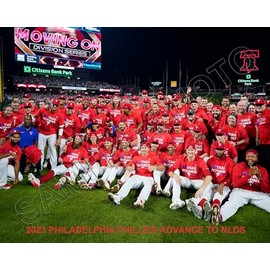 SPORTSPHOTOSUSA 2023 Philadelphia Phillies Celebrate Advancing To NLDS 8x10 Team Photo