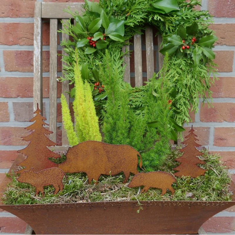 Storm's Gartenzaubereien Garden Stake Wild Boar Figures with Fir Trees