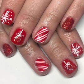 24Pcs Christmas Red Nails Press on Nails Short Square Fake Nails with Designs White Snowflake Bow Snowball Candy Glitter Stripe Glue on Nails Winter Snowflake Acrylic Nails for Women Girls Xmas Nails