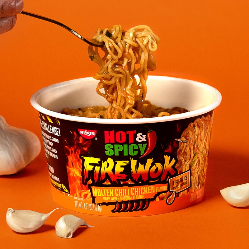 Nissin Hot & Spicy Fire Wok, Molten Chili Chicken, 4.37