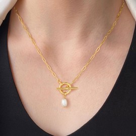 Yoosteel Gold Pearl Necklace for Women, 14K Gold Plated Pearl Paperclip Toggle Clasp Necklaces Minimalist Women Gold Pearl Wedding Necklace Dainty Trendy Bridal Bridesmaid Gifts Gift for Her