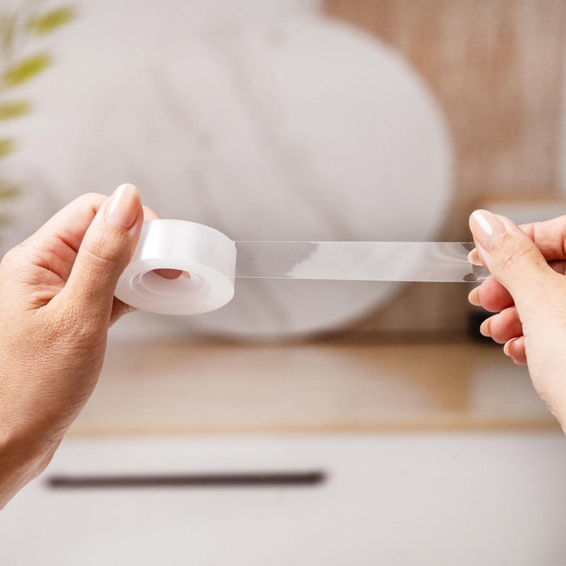 Sellotape Strong Sticky Transparent Tape, Crystal Clear, 18mm x 25m,