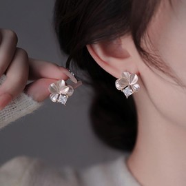 Flower Earrings Pink Stud Floral Earrings for Women Girls Pretty Earrings 925 Sterling Silver Posts Hypoallergenic Spring Summer Earrings