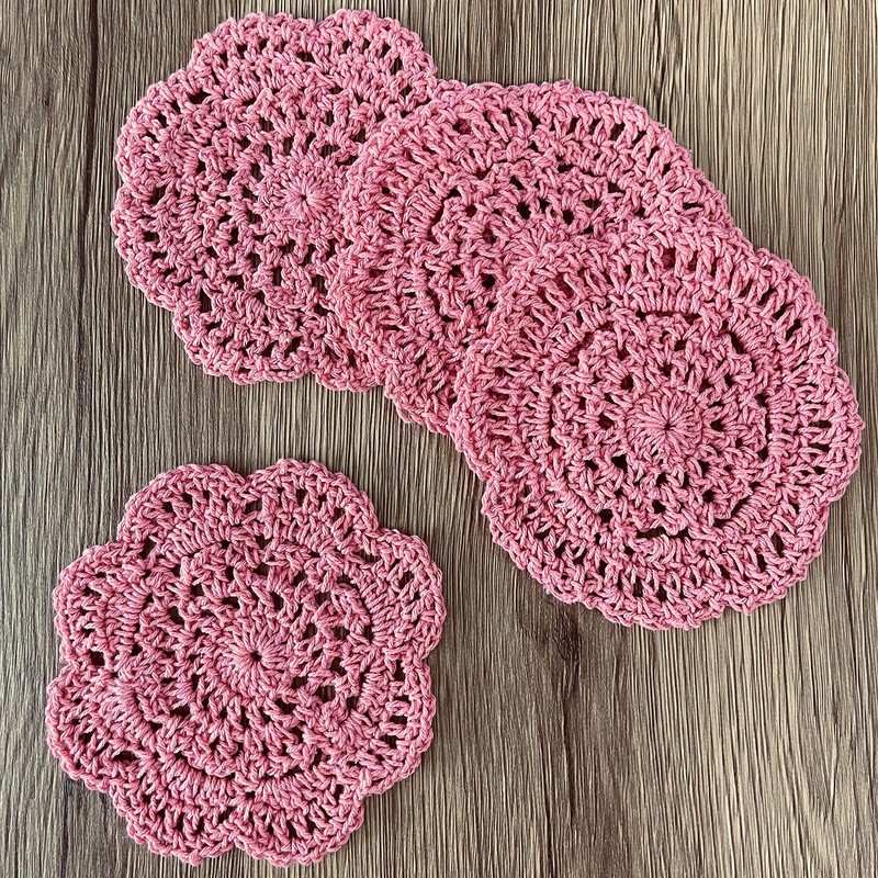 Phantomon Lace Round Crochet Doilies Handmade Coasters, 4-Inch, Pack of