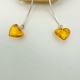 Unbranded Baltic Amber Earrings  Heart Shaped Light Golden Brown Polished (E442)