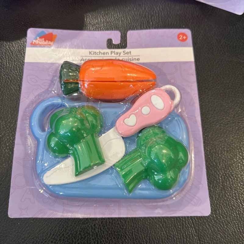 Just Pretending Lot Of 4 Set of Plastic food, Cutting