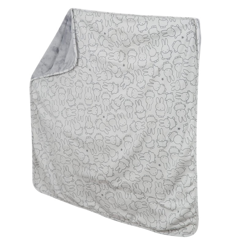 Roba baby blanket for cuddling, crawling and playing.