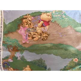 FABRIC Winnie the Pooh Days of Huny Honey Quilter Sewing  Cotton BTHY NEW Rare