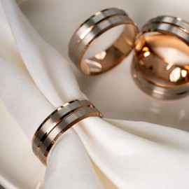 CLOCHEL Napkin Rings Stainless Steel Serviette Buckles Set of 4 Adornment for Elegant Dining,Table Decorations, Banquet, Wedding, Bachelorette, Casual, Engagement, Reception & Everyday Party CSKY-11