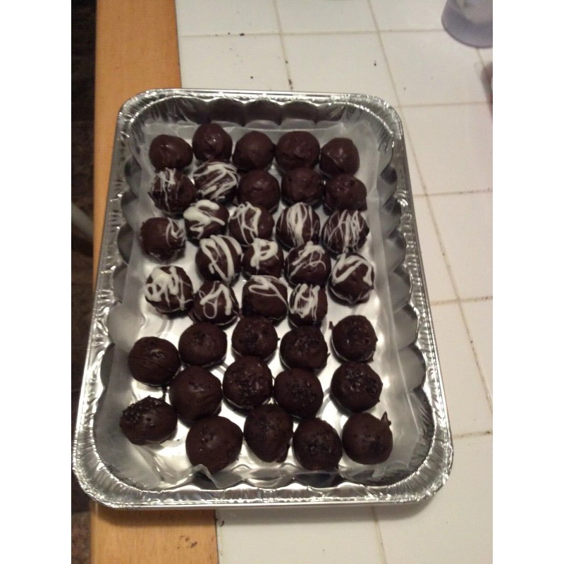 Oreo Homemade Oreo Balls ( 2 dozen) - Vanilla dipped