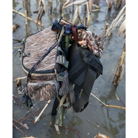 Avian-X Ultimate Gear Stick for Waterfowl Hunting - Lightweight Durable Solid Stable Adjustable OD Green Powder-Coated Stick with Carry Strap