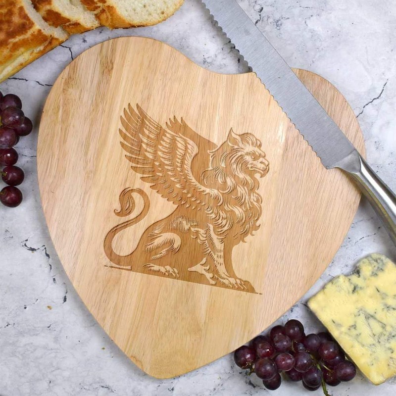 'Majestic Griffin' Wooden Heart Shaped Chopping/Cutting Board (WB00078033)
