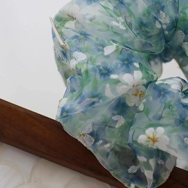 Spring Summer Floral Hair Scrunchies, Elegant Beige Floral Scrunchies Hair Scrunchies Elastic Hair Ties Soft Hair-Friendly Snag-Free Scrunchies for Women Girl (Daisy)