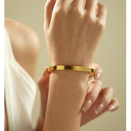 Yimofy Gold Bangles for Women 18K Gold Plated Plain Bangle Bracelets 6mm Stainless Steel Women's Simple Oval Wrist Cuff Bracelet (Plain)