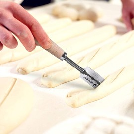 YHUA Baker's Bread Lame with 4 Blades Included Dough Scoring Tool