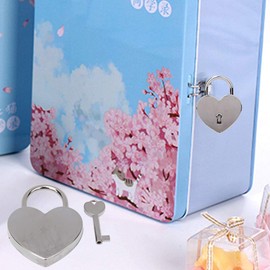 1pcs Heart-Shaped Padlock, 1.8 x 2.3in Mini Lock with Keys Height Polished Metal Locks for Luggage Handbag Diary Book Jewelry Box[Silver] Keyed Padlocks