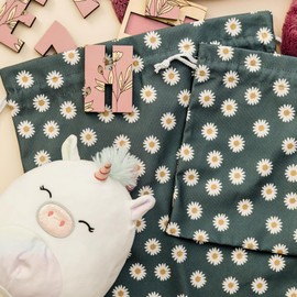 Gather & Knot Drawstring Gift Bags | 20" Large 12" Small | Premium Canvas | Reusable Fabric Wrap for Baby Shower or Girl Birthday | Daisy Floral