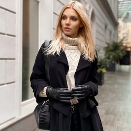 Harssidanzar Leather Gloves Women, Winter Warm Fleece Lining Touchscreen Texting Warm Driving Lambskin Leather Gloves GL018,Black, Size L