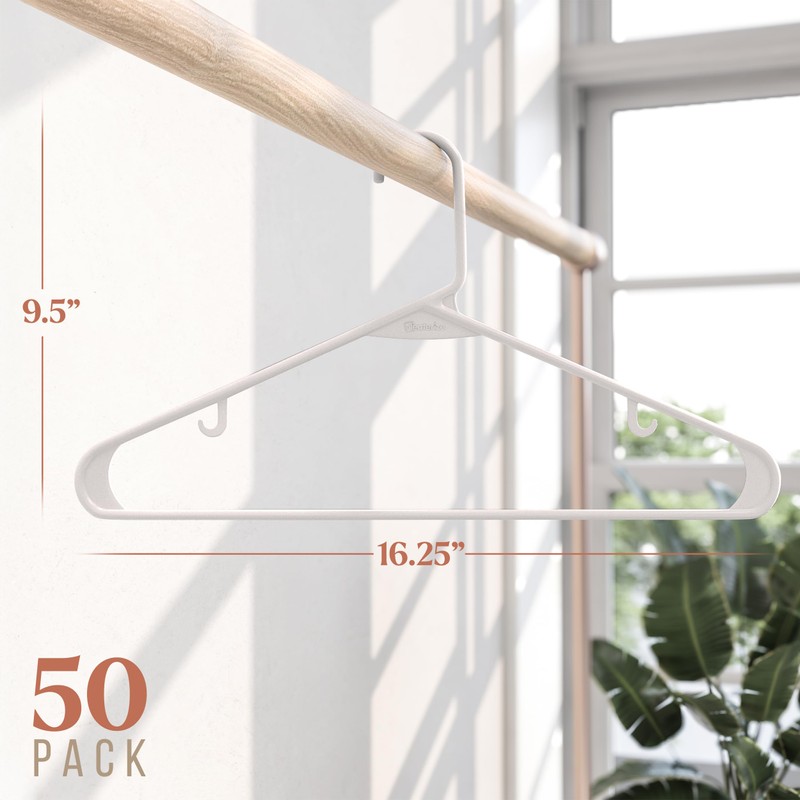 Plastic Hangers 50 Pack White - Clothes Hangers - Makes