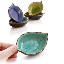 4Pcs Creative Leaf Shape Dipping Bowls Ceramic Dipping Soy Sauce Bowl Dishes Small Fruits Dessert Appetizer Bowl Plates Serving Bowls Dinnerware for Tomato Sauce Condiments BBQ Home Party, 4 Colors