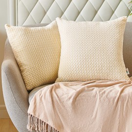 PAULEON Cushion Covers 2 Pack – 50x50 cm Champagne – Premium Fluffy Fiber - Сhevron Pattern - Living Room Decorative Cushions Accessories – Perfect Couch, Sofa, Bed Pillow Cover