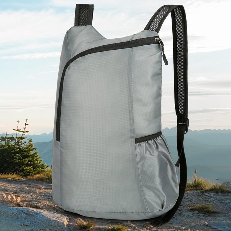 Mochila ultraligera plegable 25L resistente al agua