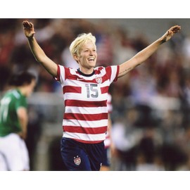 MEGAN RAPINOE USA WOMEN'S SOCCER 8X10 SPORTS ACTION PHOTO (CC)