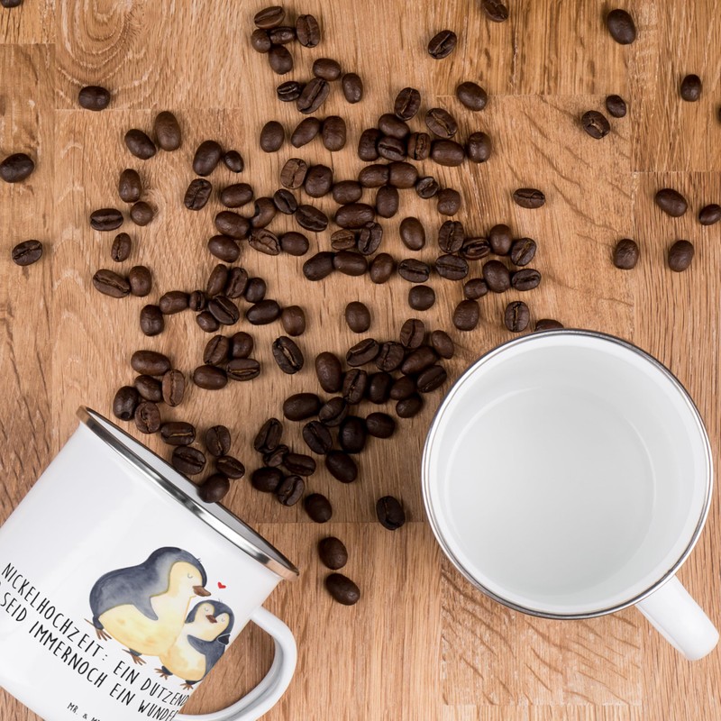 Mr. & Mrs. Panda Camping Emaille Tasse 12. Hochzeitstag Nickelhochzeit
