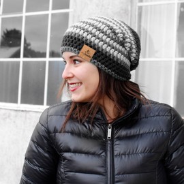 myboshi Crochet Set Beanie Wakayama, Crochet Set for Beginners, Includes No.1 Wool, Needle and Instructions, Label, Crochet Pack for Beginners, 30% Merino Wool Black with Crochet Hook