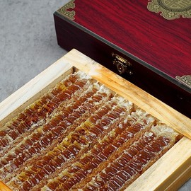 벌집꿀 1.8kg_고가구포장 Honeycomb Honey 1.8kg_Premium Packaging