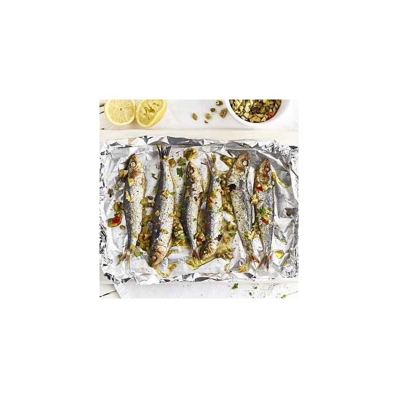 Lakeland Non-Stick Kitchen Foil in Cutter Box, 30cm x 10m