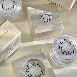 Really strange 18th wear of Real Strange Real Sweater and Nail Powder / 리얼묘해 리얼스웨터 18차 입고 네일파우더