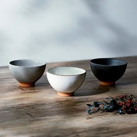 &NE NAW-193-BK Red Soil Rice Bowl, Black, Mino Ware, Made in Japan, Dishwasher-safe, Japanese Tableware, Scandinavian Simple, Pottery, Rice Bowl, Bowl, Bowl, Bowl, Bowl, Rustic Mat, Glossy, Boxed,