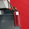 Llavero Colorido Con Soporte Para Pintalabios