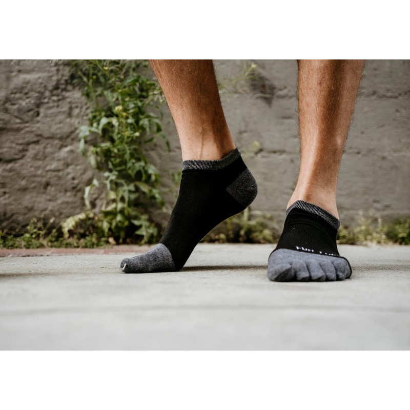 FUN TOES Men's Toe Socks Barefoot Running Pack Of 6