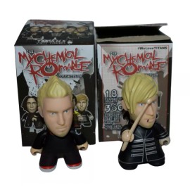 Titans Set of 2 TITANS The My Chemical Romance 2017 MCR Bob Bryar 3" Vinyl Figures