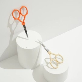 Fall in Love Mini Scissors Eyelash Perm Material Scissors / 반하다 미니가위 속눈썹펌 재료 가위