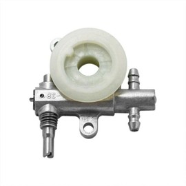 Chainsaw Oil Pump, 25cc Oil Pump for 25cc Chainsaw Oil Pump and Worm Gear for Chinese Chainsaw