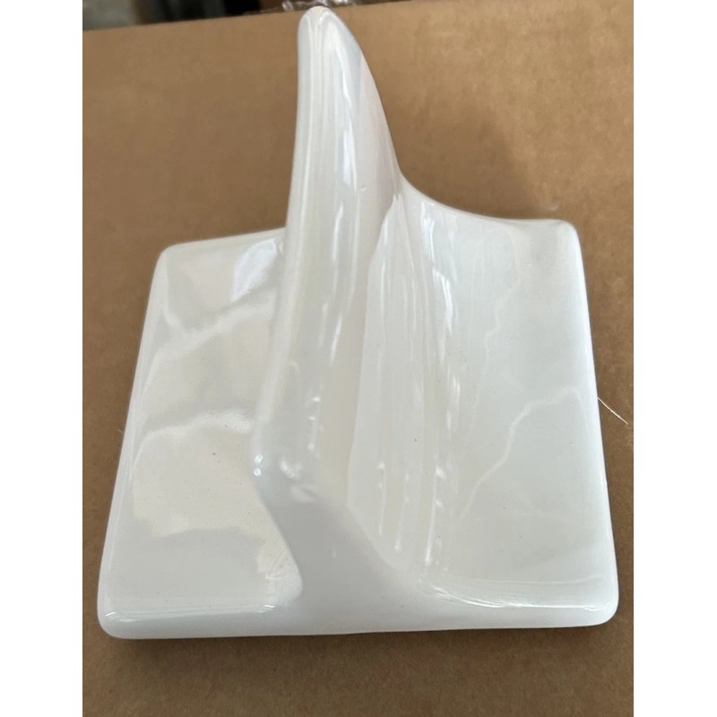 Lenape 1883 Pro Series Ceramic Soap Dish in White