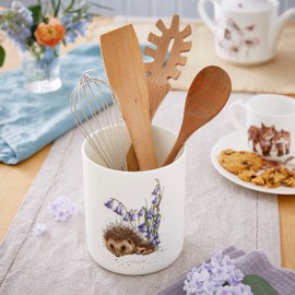 Wrendale Designs l Utensil Jat Hedgehog and Blue Bells