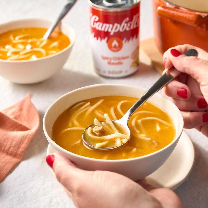 Campbell’s Condensed Spicy Chicken Noodle Soup, 10.5 oz Can (Pack