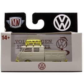 M2 MACHINES 1/64 Auto-Thentics Release 93 1959 VW DOUBLE CAB TRUCK USA MODEL - CHASE CAR M2 1:64 SCALE AUTO SENTICS RELEASE 93 "1959 VOLKSWAGEN DOUBLE CAB TRUCK USA MODEL - CHASE CAR"