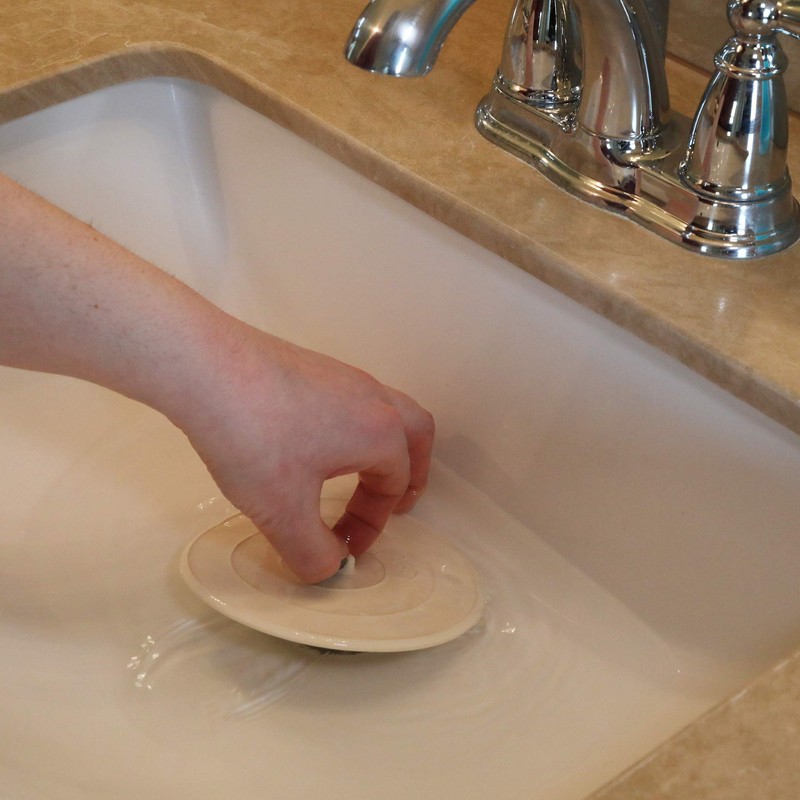 DANCO 89042P Flat Kitchen Sink Stopper, Flat Suction Drain Plug,